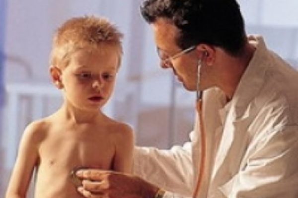 Trẻ bị suy dinh dưỡng - Nguyên nhân và phương pháp điều trị bằng Đông y